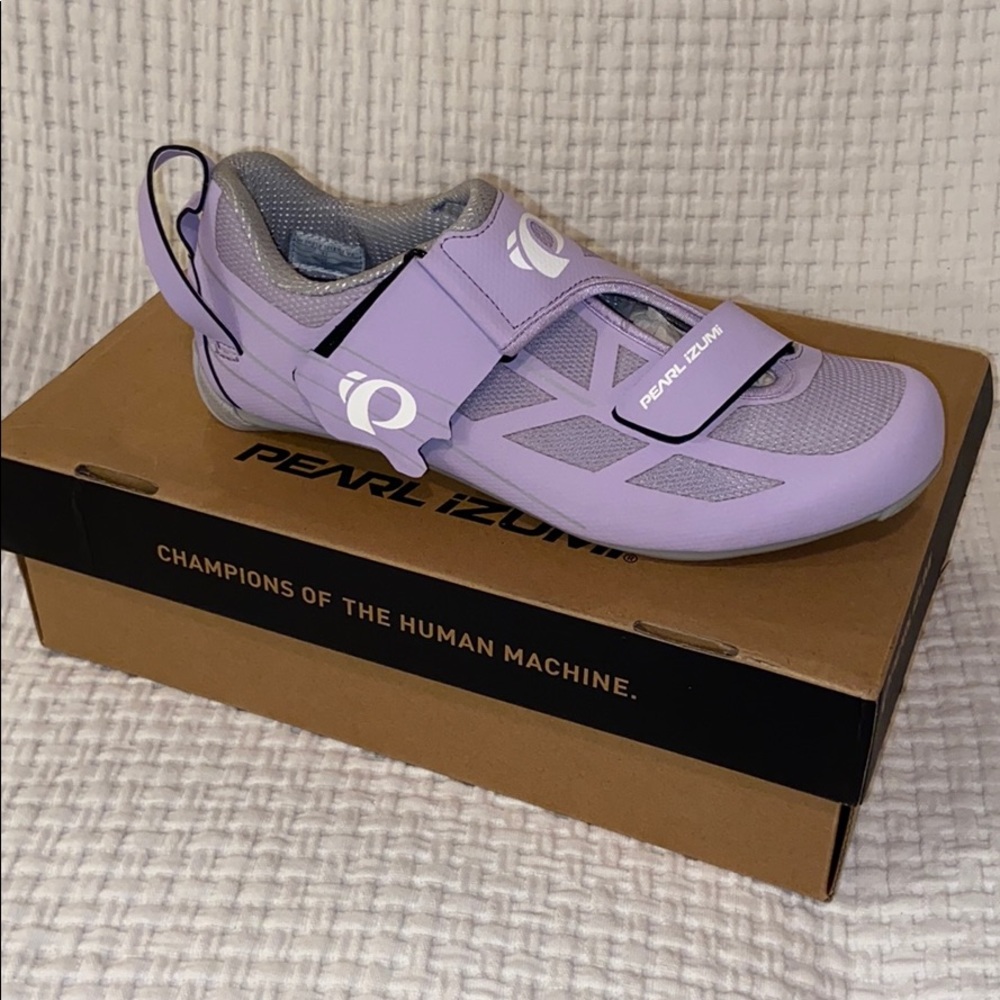 Pearl Izumi Tri fly select V6 orchid cycling shoe